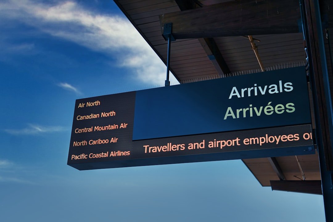 Photo Airport sign