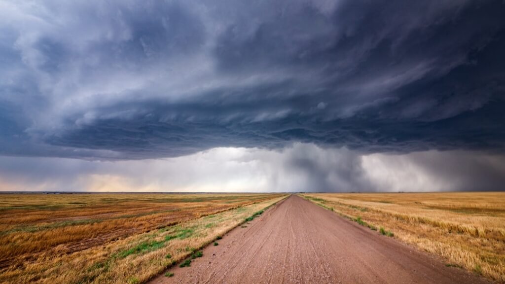 Photo Stormy skies